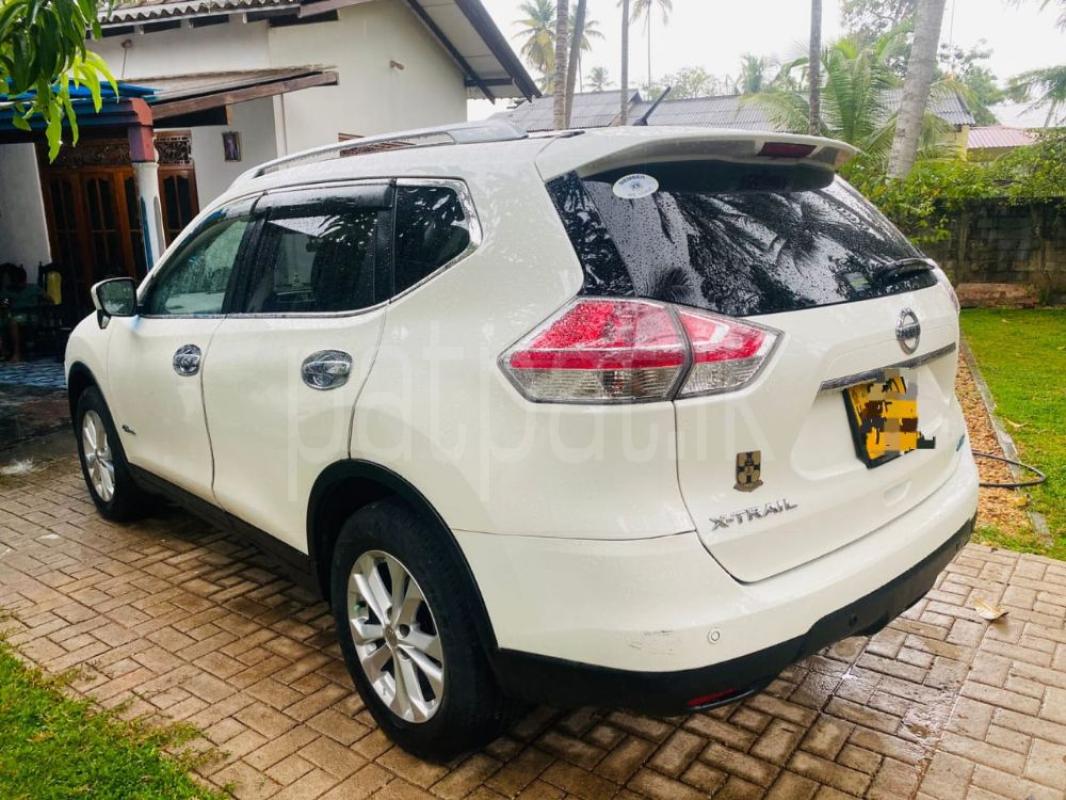 Advertisement image 3