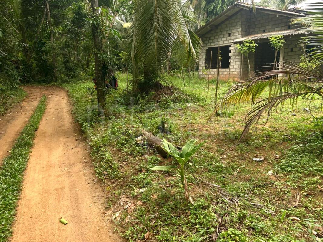 Residential Land for Sale in Horana