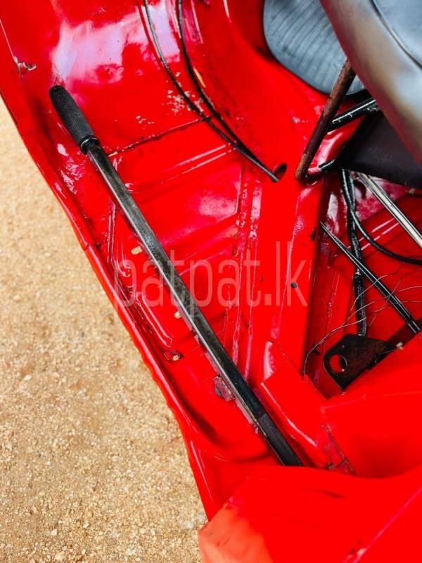 Advertisement image 6