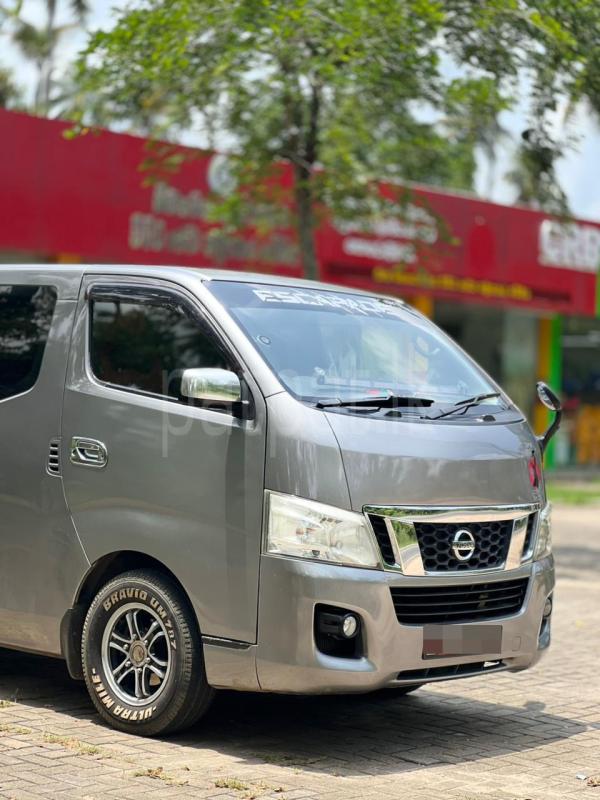 Nissan NV350 2013 - Used Van sale in Sri Lanka - patpat.lk