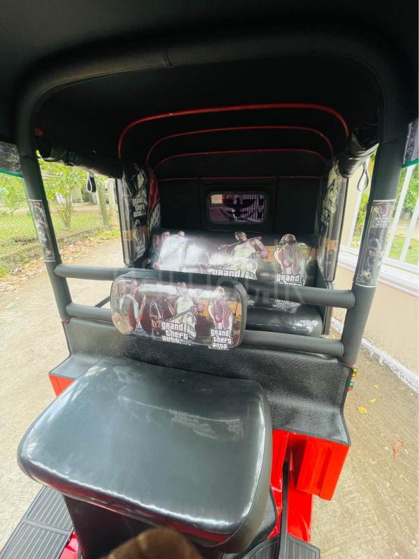 Advertisement image 6