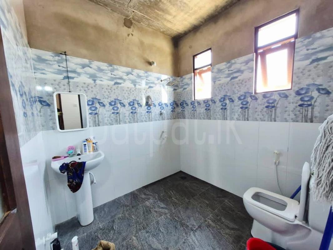 House for Sale in Gonapola Junction