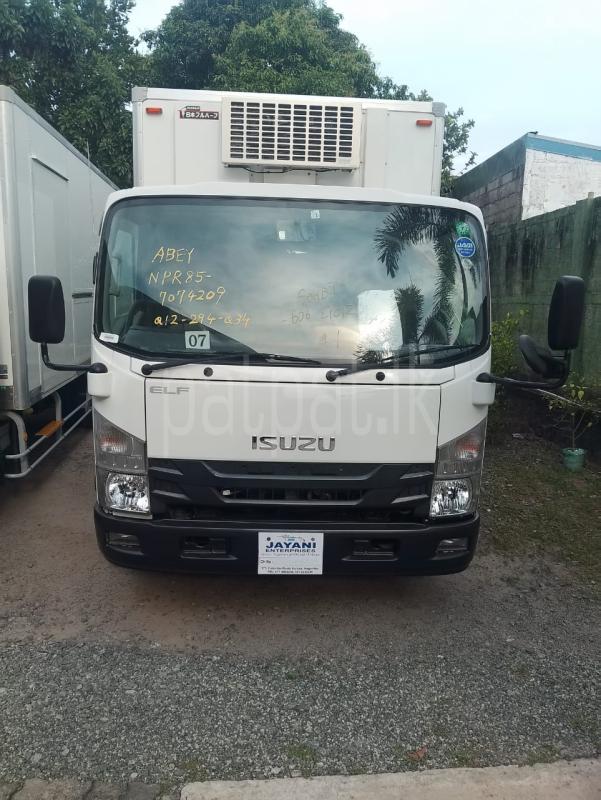 Advertisement image 1