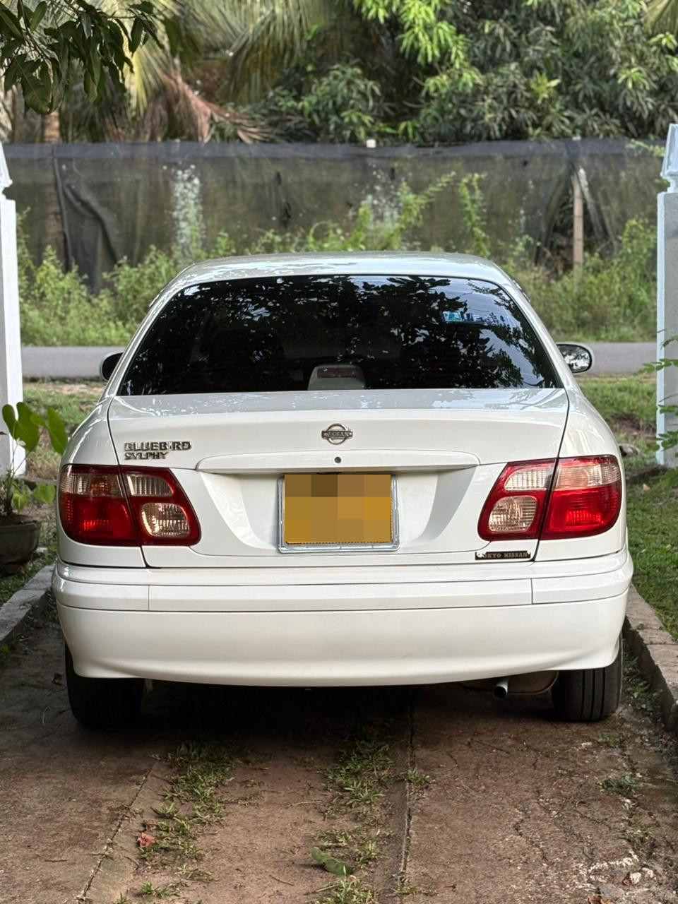 Nissan N 16 2003 - Used Car sale in Sri Lanka - patpat.lk