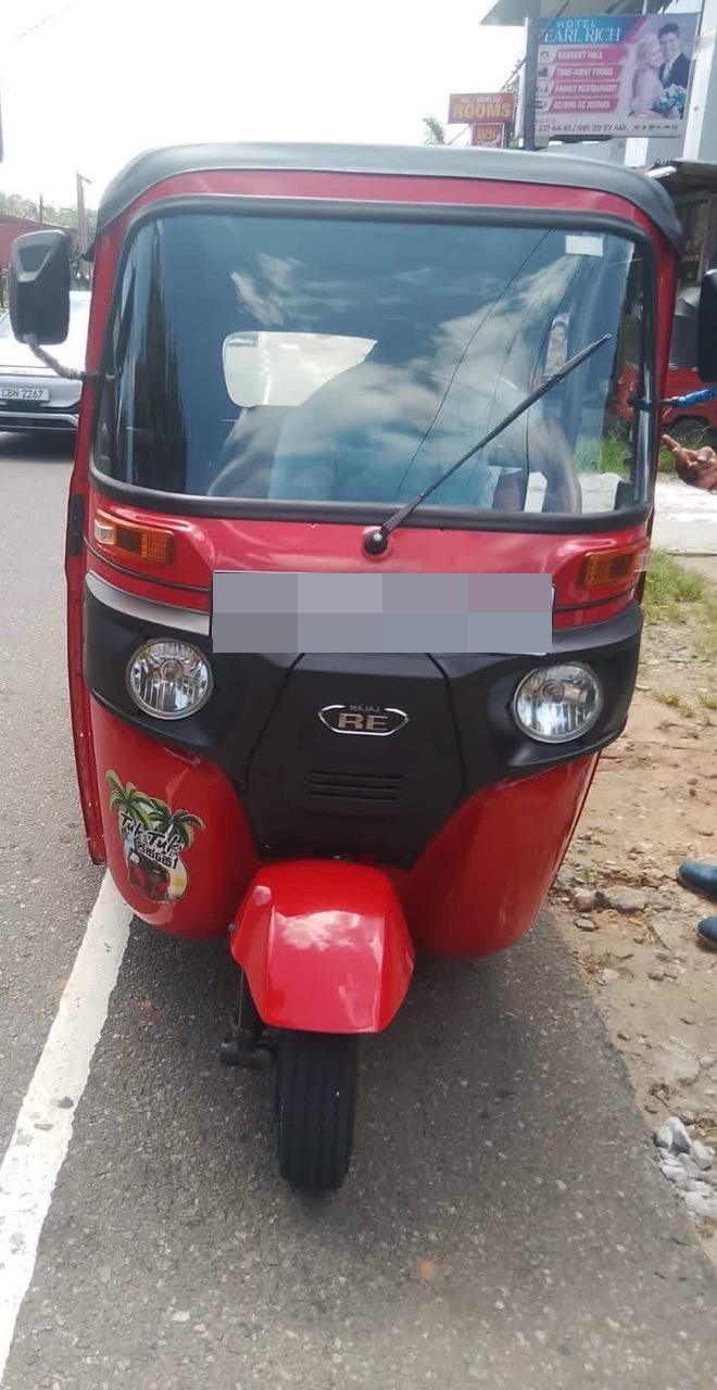 Bajaj Three Wheel 2024 - Used Three wheeler sale in Sri Lanka - patpat.lk
