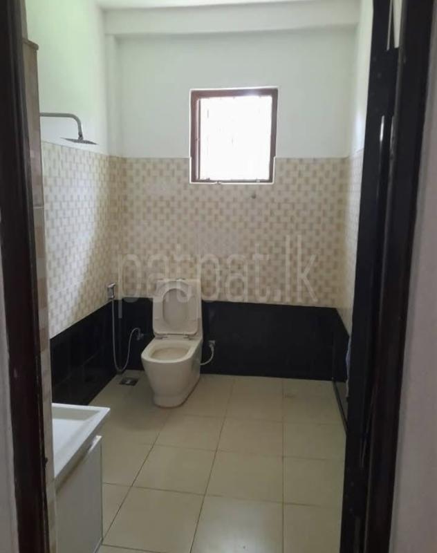 House for Sale in Athurugiriya