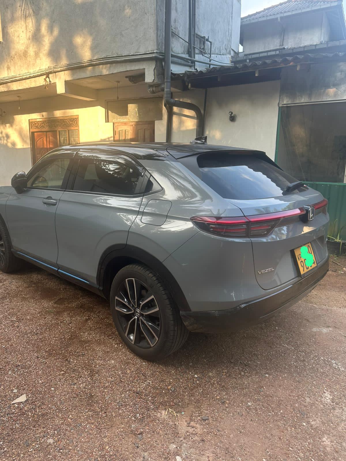 Honda Vezel 2025 - Used SUV sale in Sri Lanka - patpat.lk