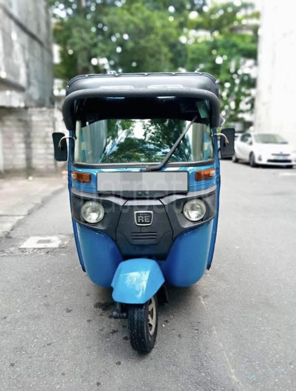 Bajaj Three Wheel 2018 - பயன்படுத்தப்பட்டது முச்சக்கர வண்டி sale in Sri Lanka - patpat.lk