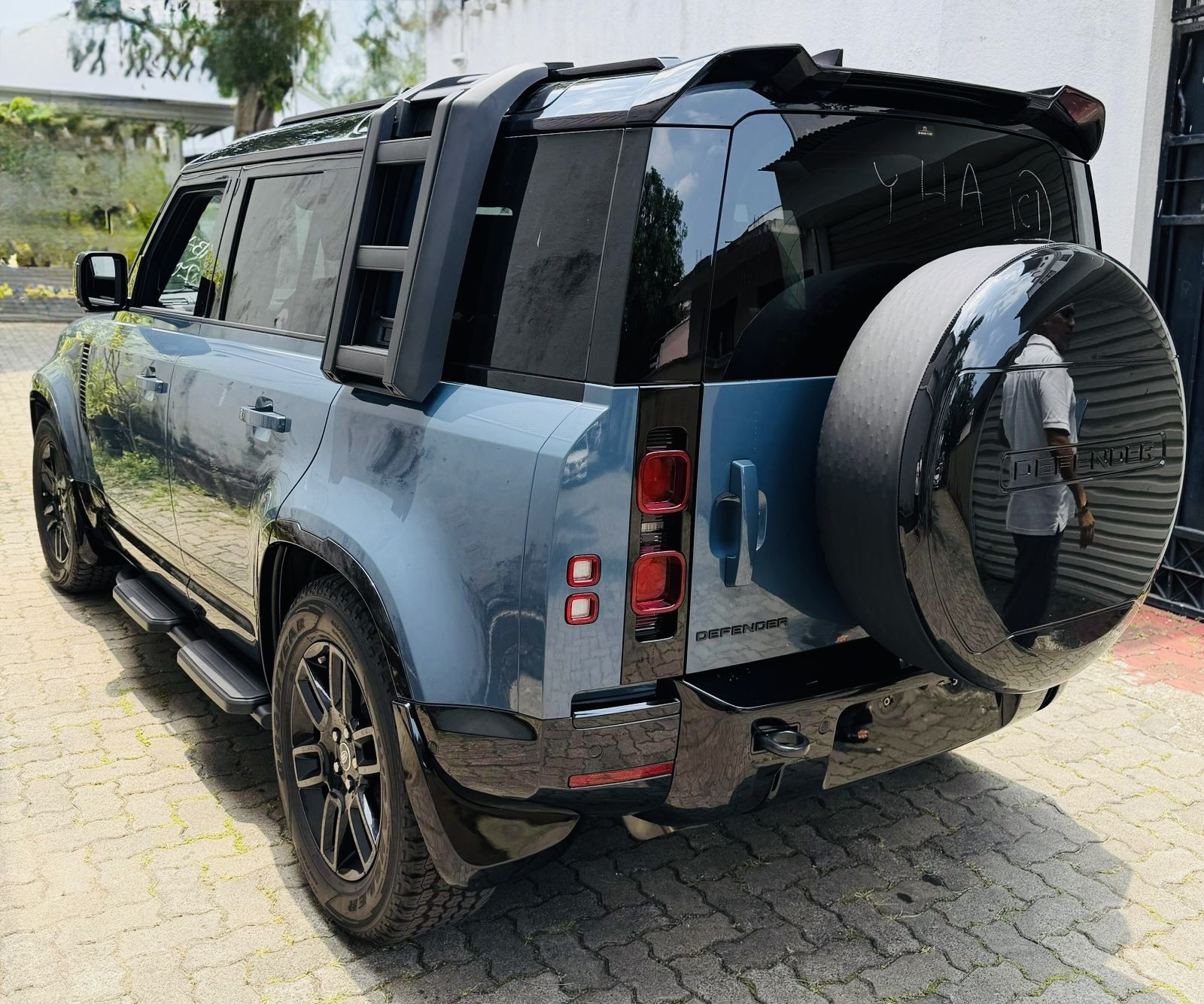 Land Rover Defender 2025 - Brand New SUV sale in Sri Lanka - patpat.lk