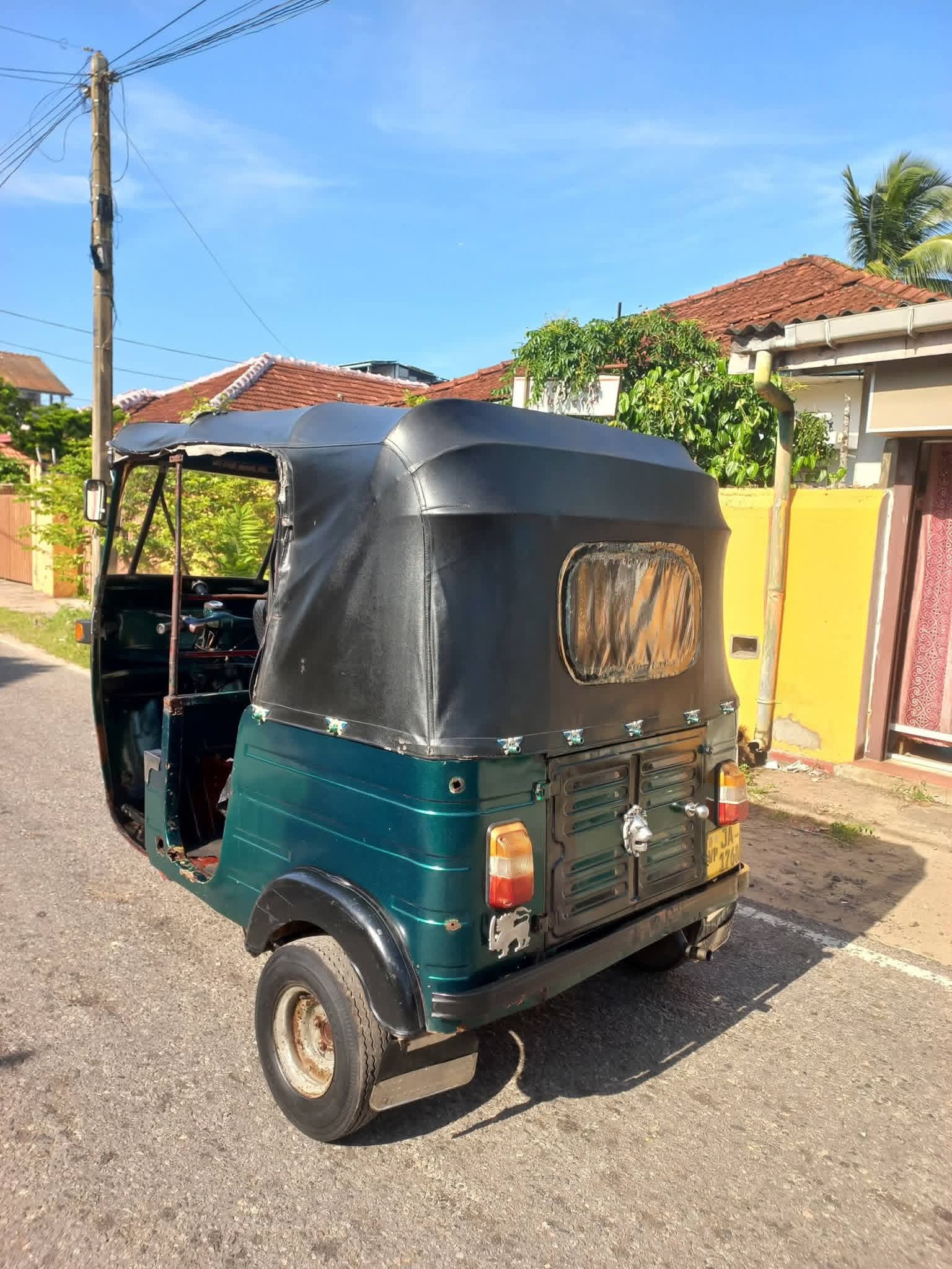 Bajaj Three Wheel 2003 - பயன்படுத்தப்பட்டது முச்சக்கர வண்டி sale in Sri Lanka - patpat.lk