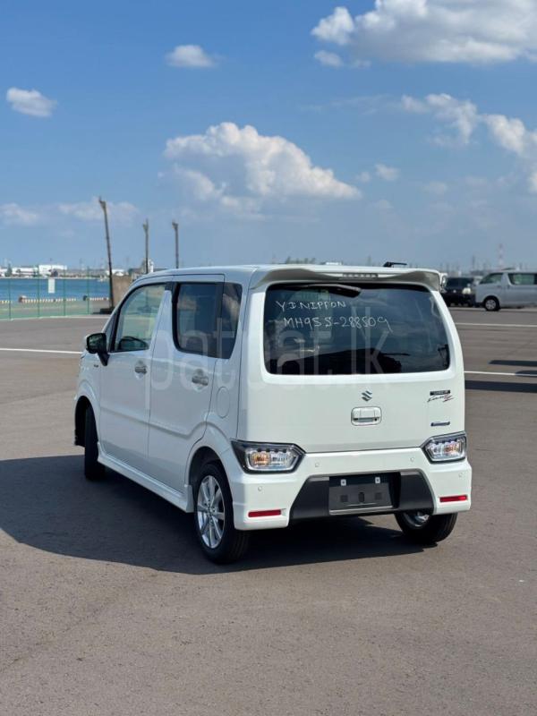 Advertisement image 3