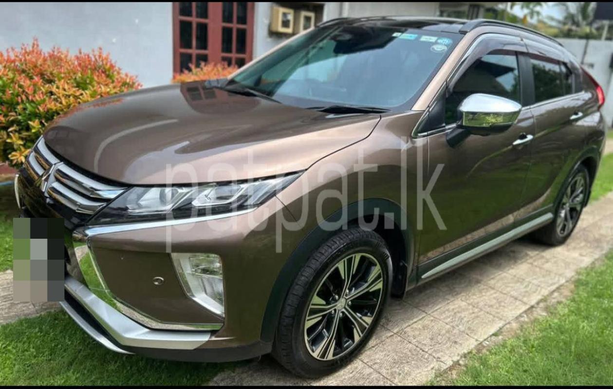 Mitsubishi ECLIPE 2018 - භාවිතා කරන ලද SUV රථය sale in Sri Lanka - patpat.lk