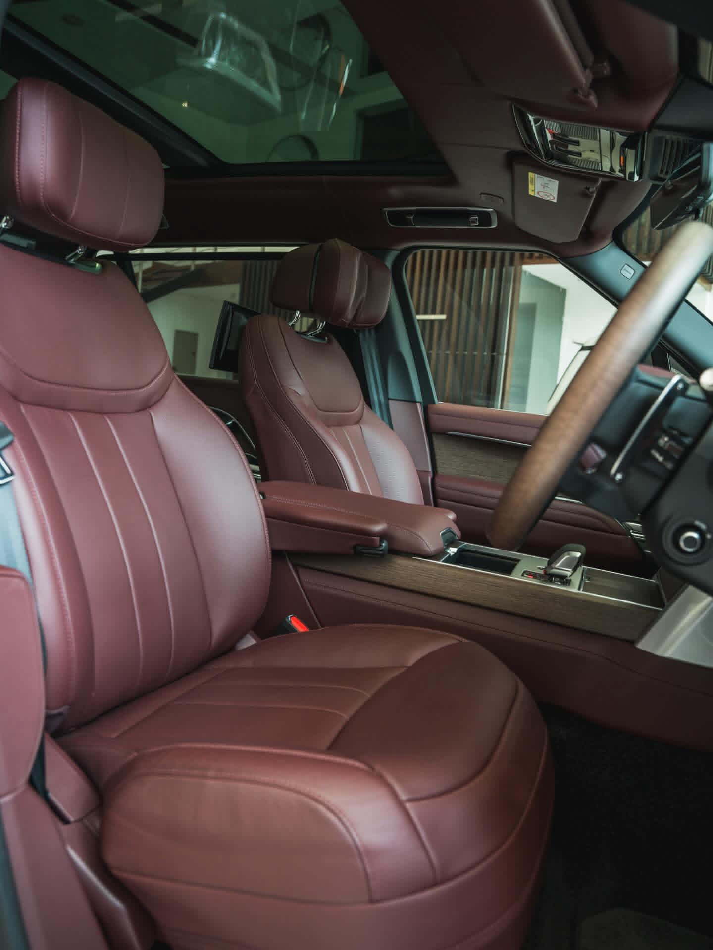 Land Rover Range Rover 2025 - சான்றளிக்கப்பட்டது SUV sale in Sri Lanka - patpat.lk