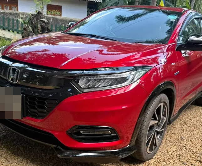 Honda Vezel 2018 - Used SUV sale in Sri Lanka - patpat.lk