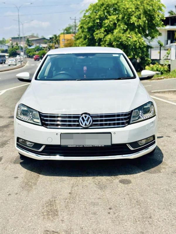 Volkswagen Passat 2012 - භාවිතා කරන ලද කාර් sale in Sri Lanka - patpat.lk