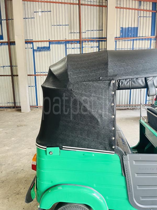Bajaj 4 stroke 2012 - மறுசீரமைக்கப்பட்டது முச்சக்கர வண்டி sale in Sri Lanka - patpat.lk