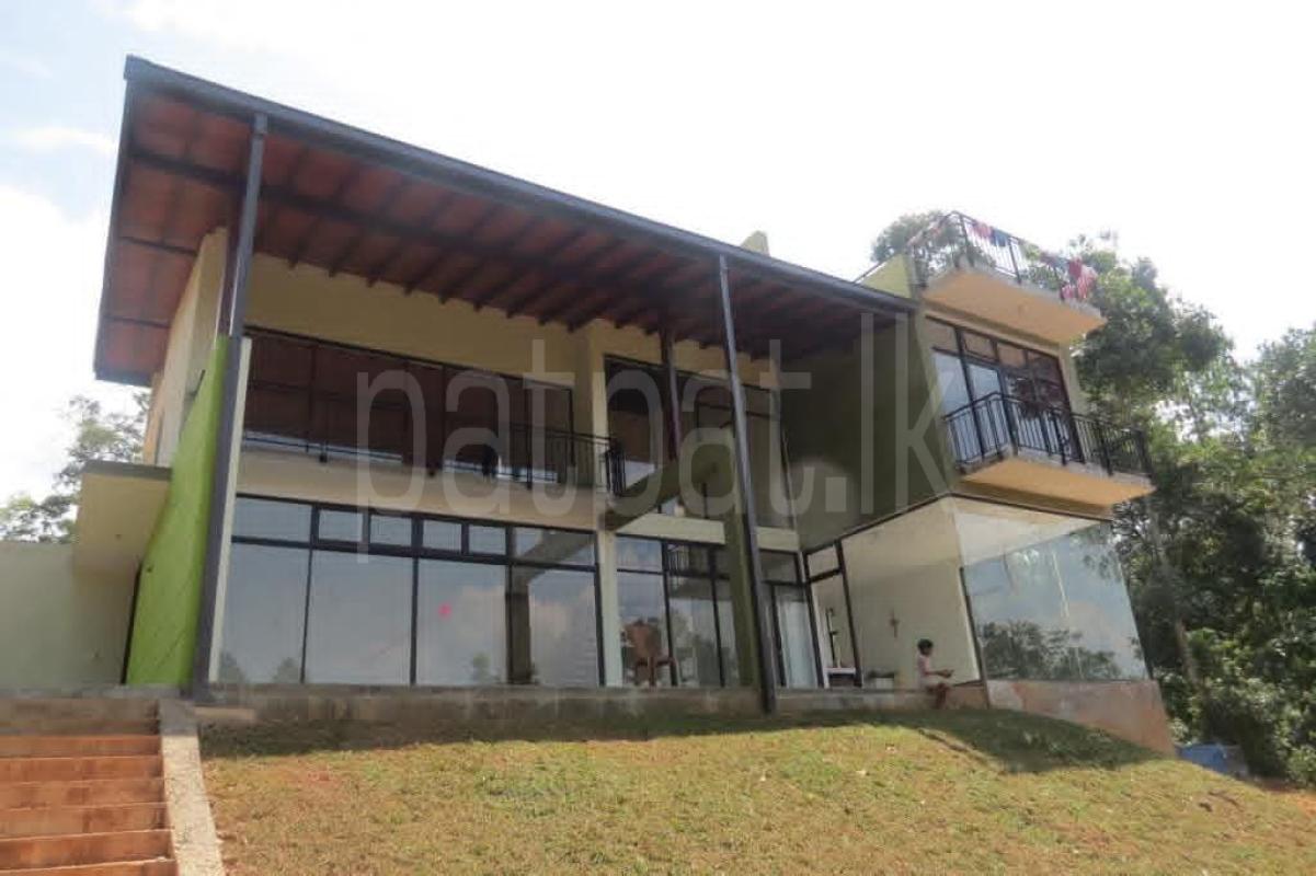 House for Sale in Peradeniya