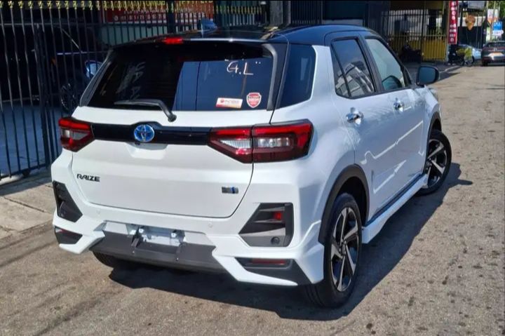 Advertisement image 3