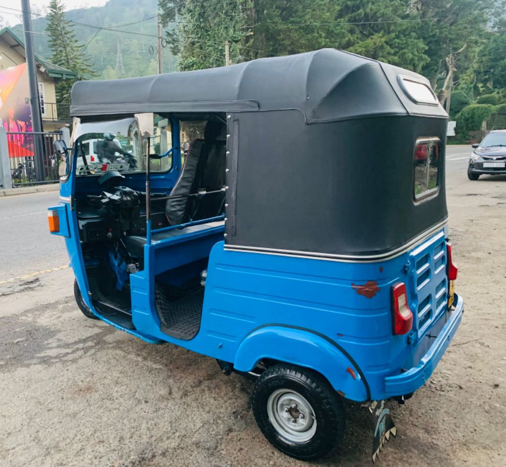 Bajaj Three Wheel 2011 - Used Three wheeler sale in Sri Lanka - patpat.lk