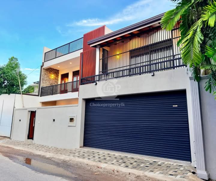House for Sale in Battaramulla