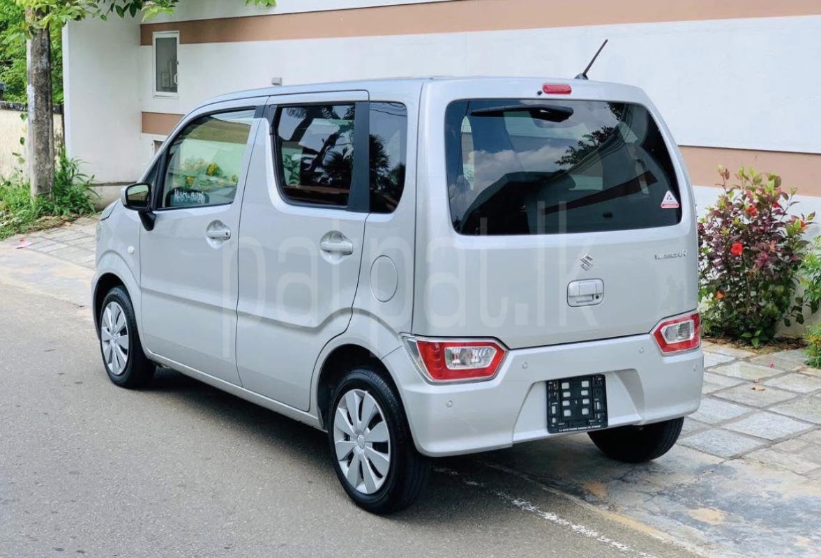 Advertisement image 6