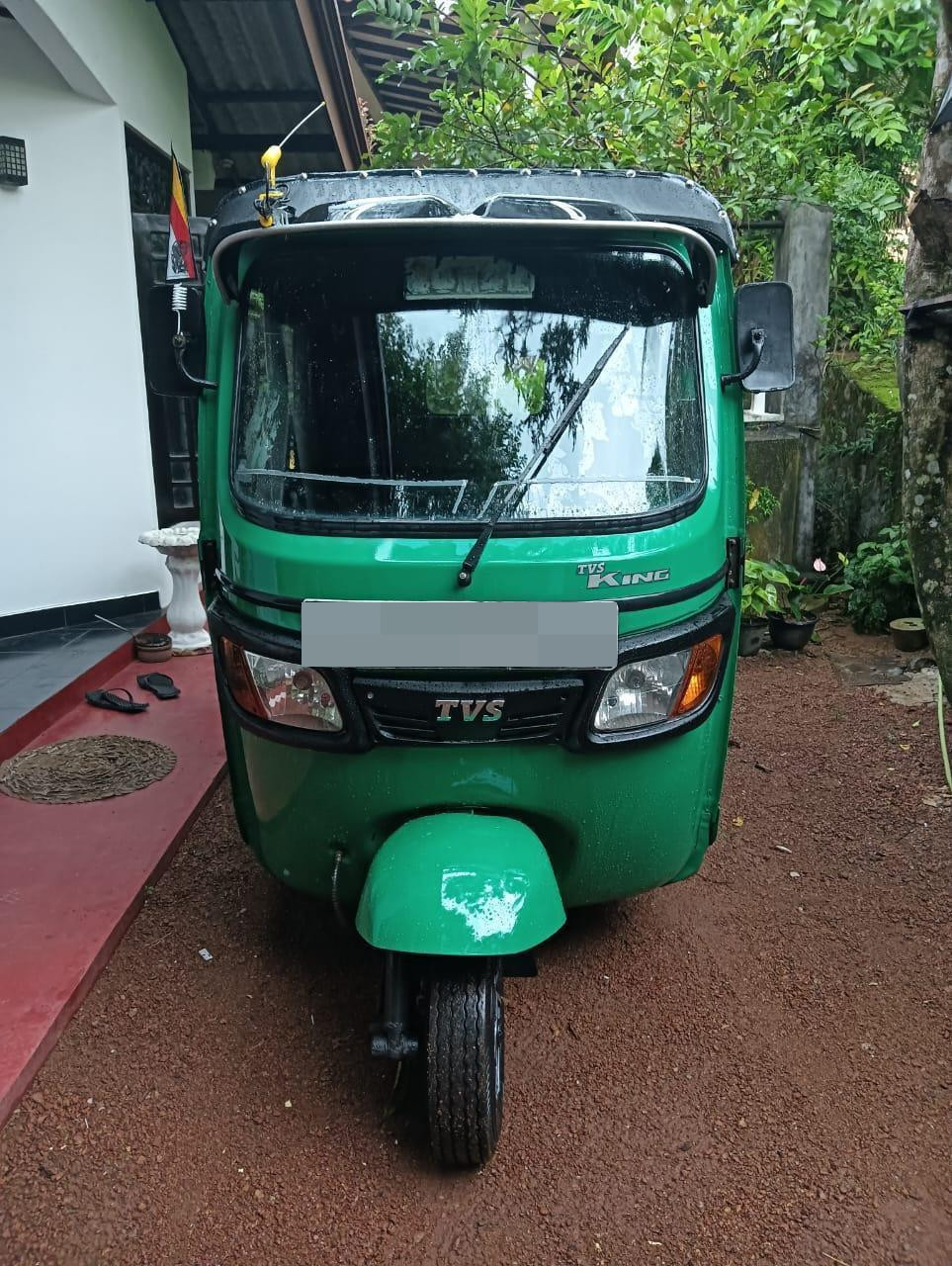 Bajaj Three Wheel 2015 - பயன்படுத்தப்பட்டது முச்சக்கர வண்டி sale in Sri Lanka - patpat.lk