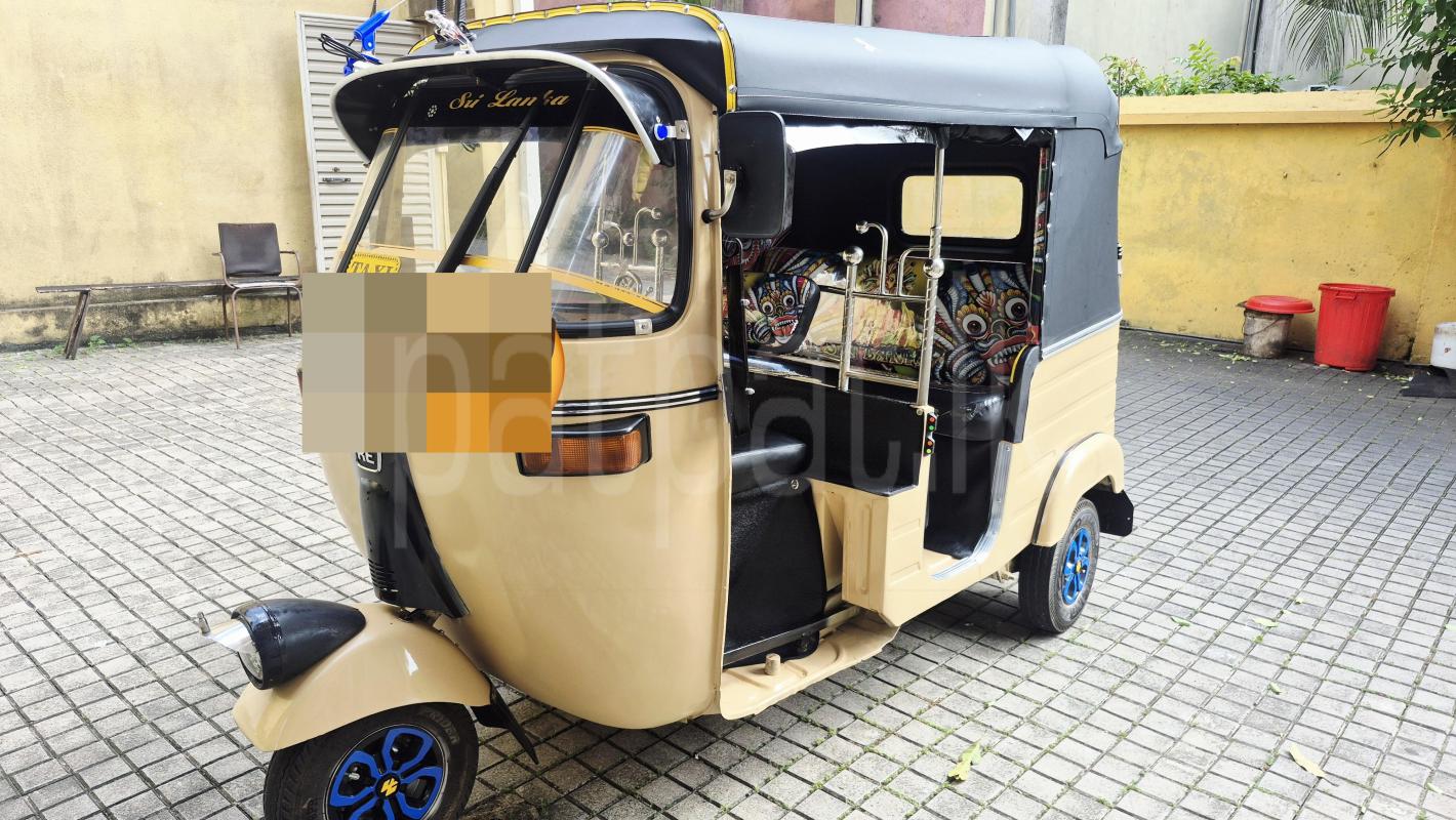 Bajaj 2 stroke 2006 - பயன்படுத்தப்பட்டது முச்சக்கர வண்டி sale in Sri Lanka - patpat.lk