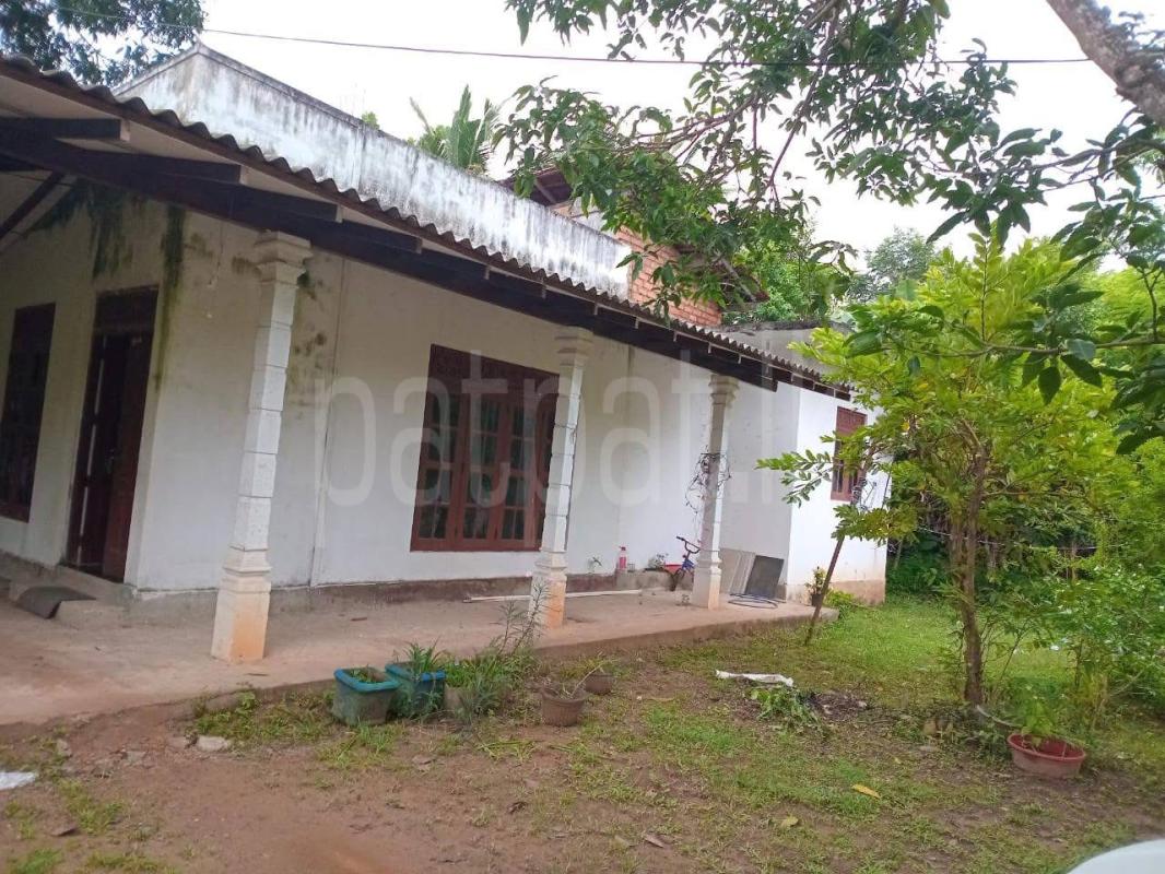 House for Sale in Akurana