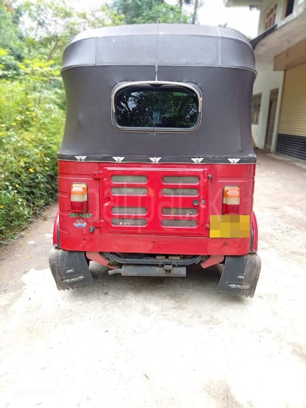 Bajaj Three Wheel 2015 - பயன்படுத்தப்பட்டது முச்சக்கர வண்டி sale in Sri Lanka - patpat.lk