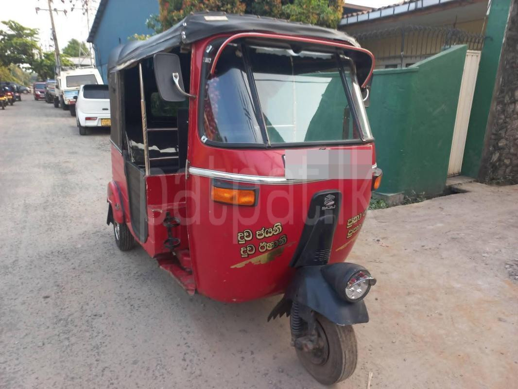 Bajaj Three Wheel 2000 - பயன்படுத்தப்பட்டது முச்சக்கர வண்டி sale in Sri Lanka - patpat.lk