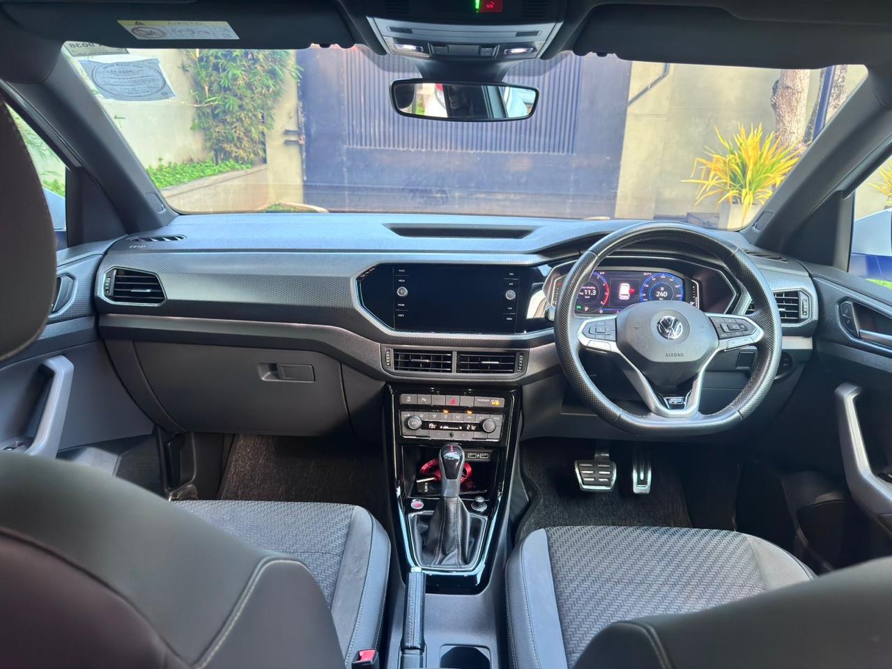 Volkswagen T CROSS R LINE 2019 - Used SUV sale in Sri Lanka - patpat.lk