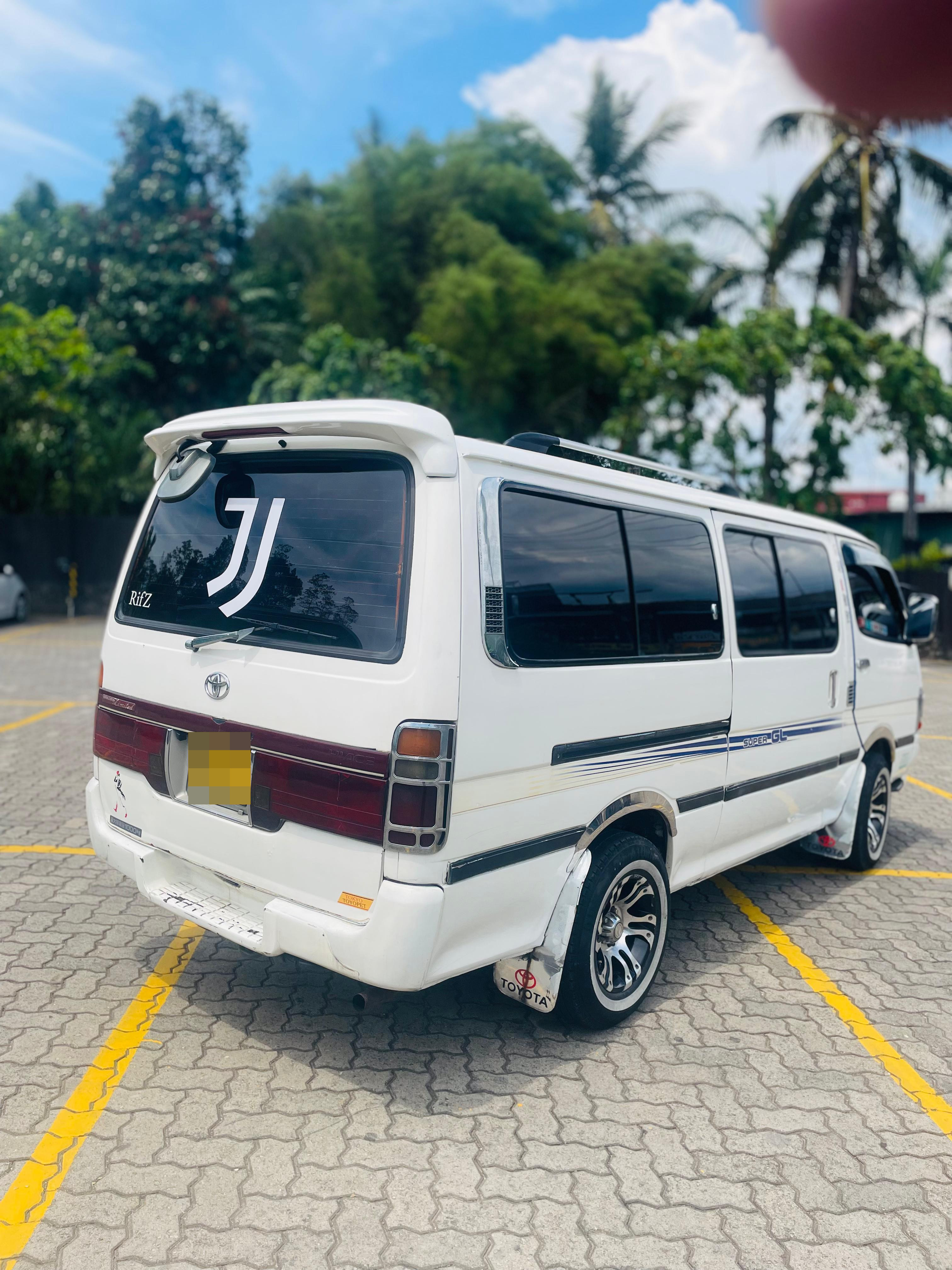 Toyota Hiace 1991 - Used Van sale in Sri Lanka - patpat.lk
