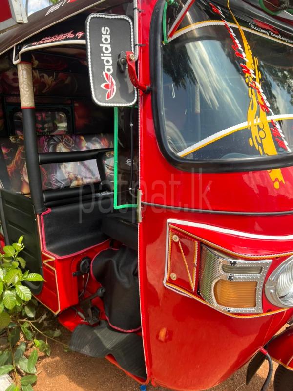 Bajaj Three Wheel 2010 - Used Three wheeler sale in Sri Lanka - patpat.lk