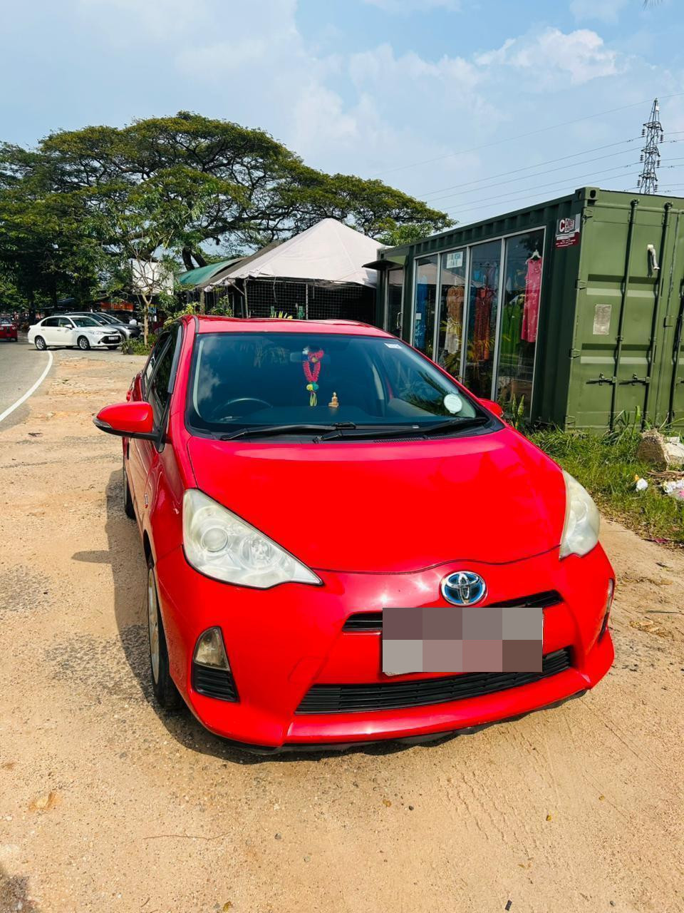 Toyota Aqua 2014 ads-image-1