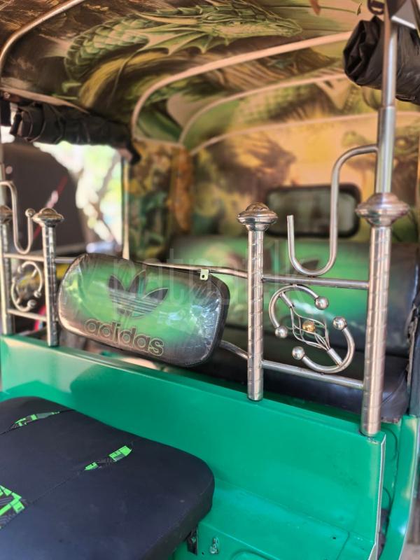 Advertisement image 4