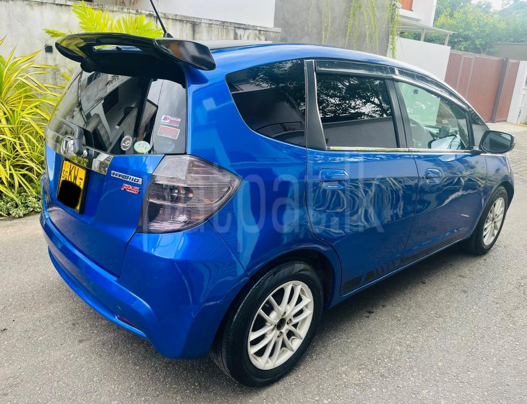 Honda FIT HYBRID 2012 - භාවිතා කරන ලද කාර් sale in Sri Lanka - patpat.lk