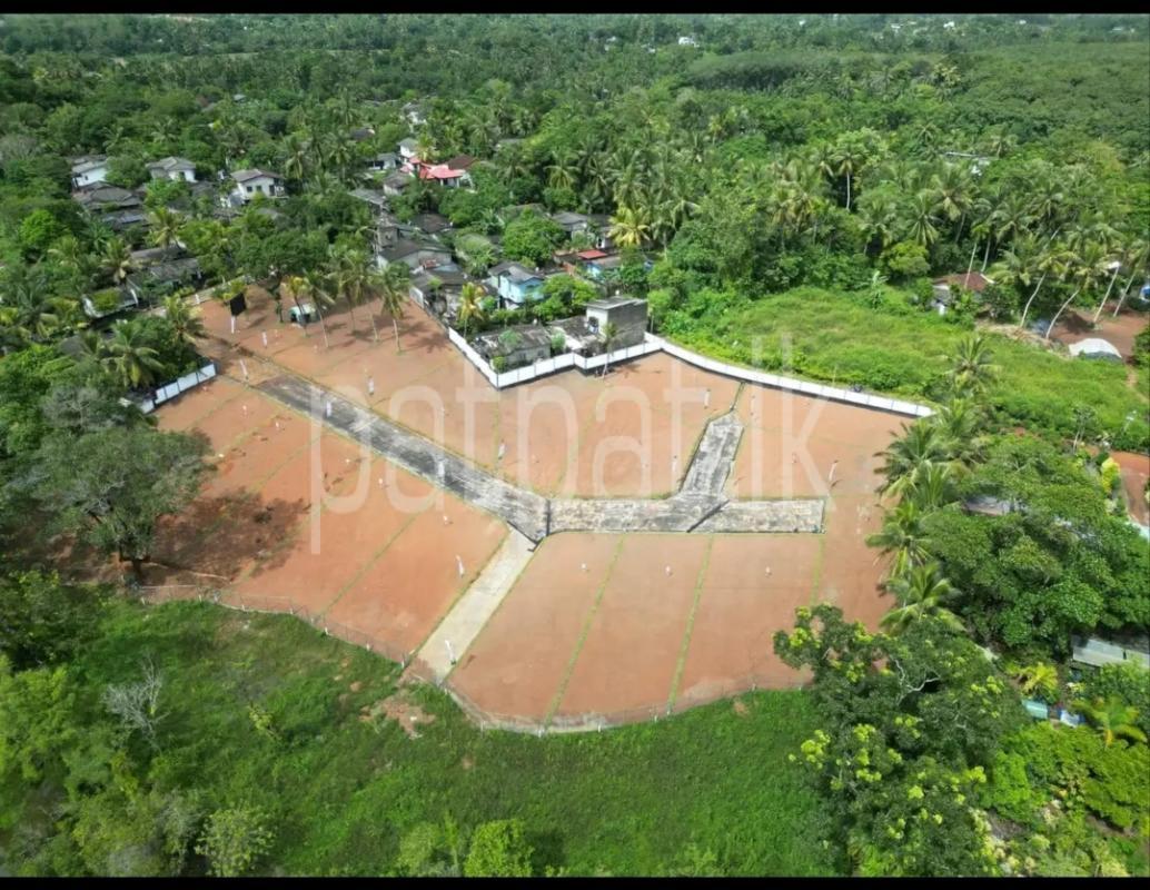 Residential Land for Sale in Bandaragama