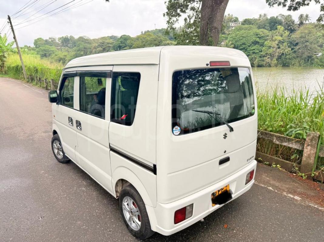 Advertisement image 3