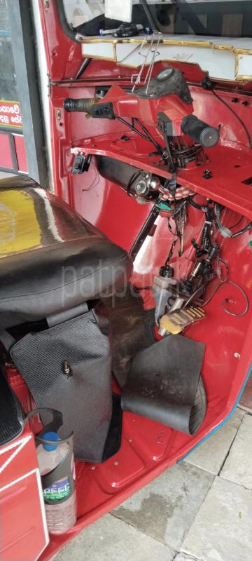 Bajaj Three Wheel 2009 - භාවිතා කරන ලද ත්‍රිරෝද රථය sale in Sri Lanka - patpat.lk