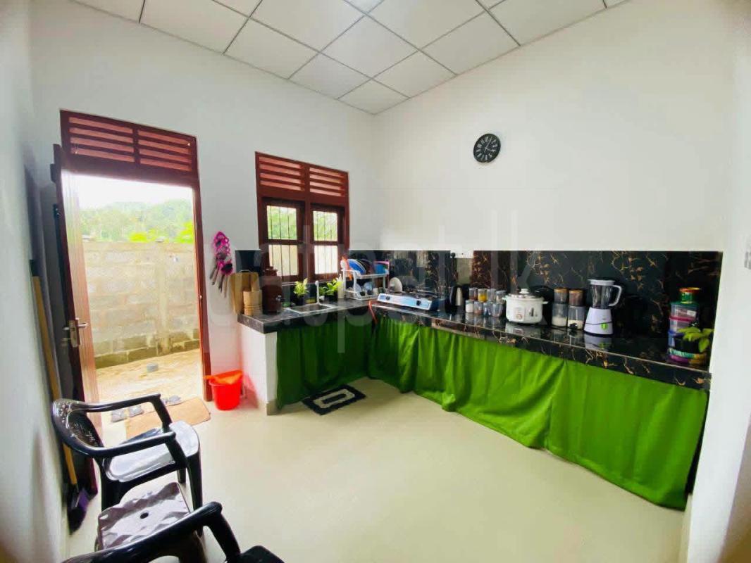 House for Sale in Naranwala