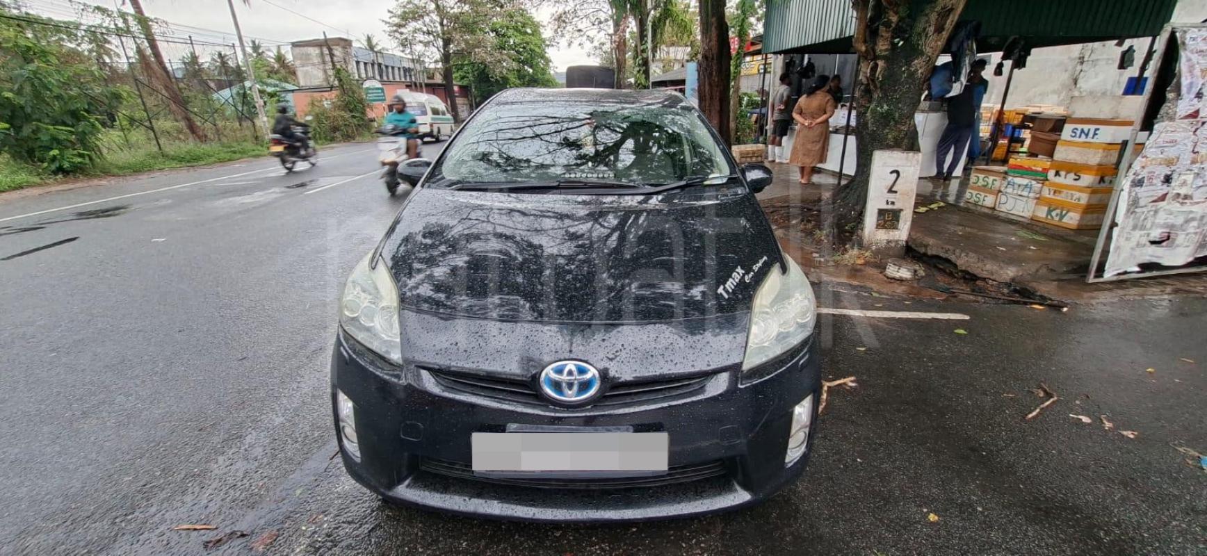 Toyota Prius 2010 - Used Car sale in Sri Lanka - patpat.lk