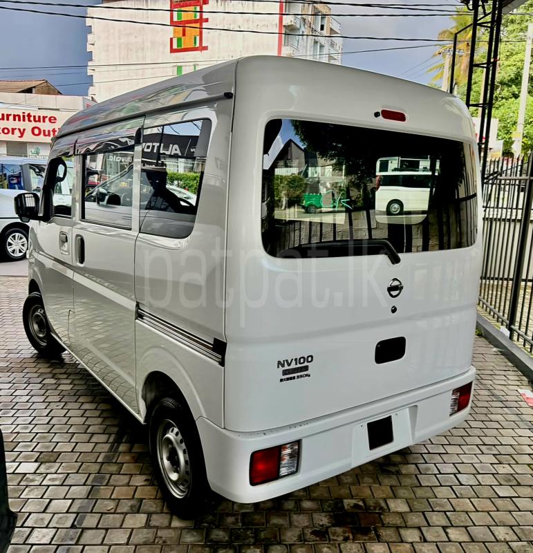 Nissan Clipper 2023 - மறுசீரமைக்கப்பட்டது வேன் sale in Sri Lanka - patpat.lk
