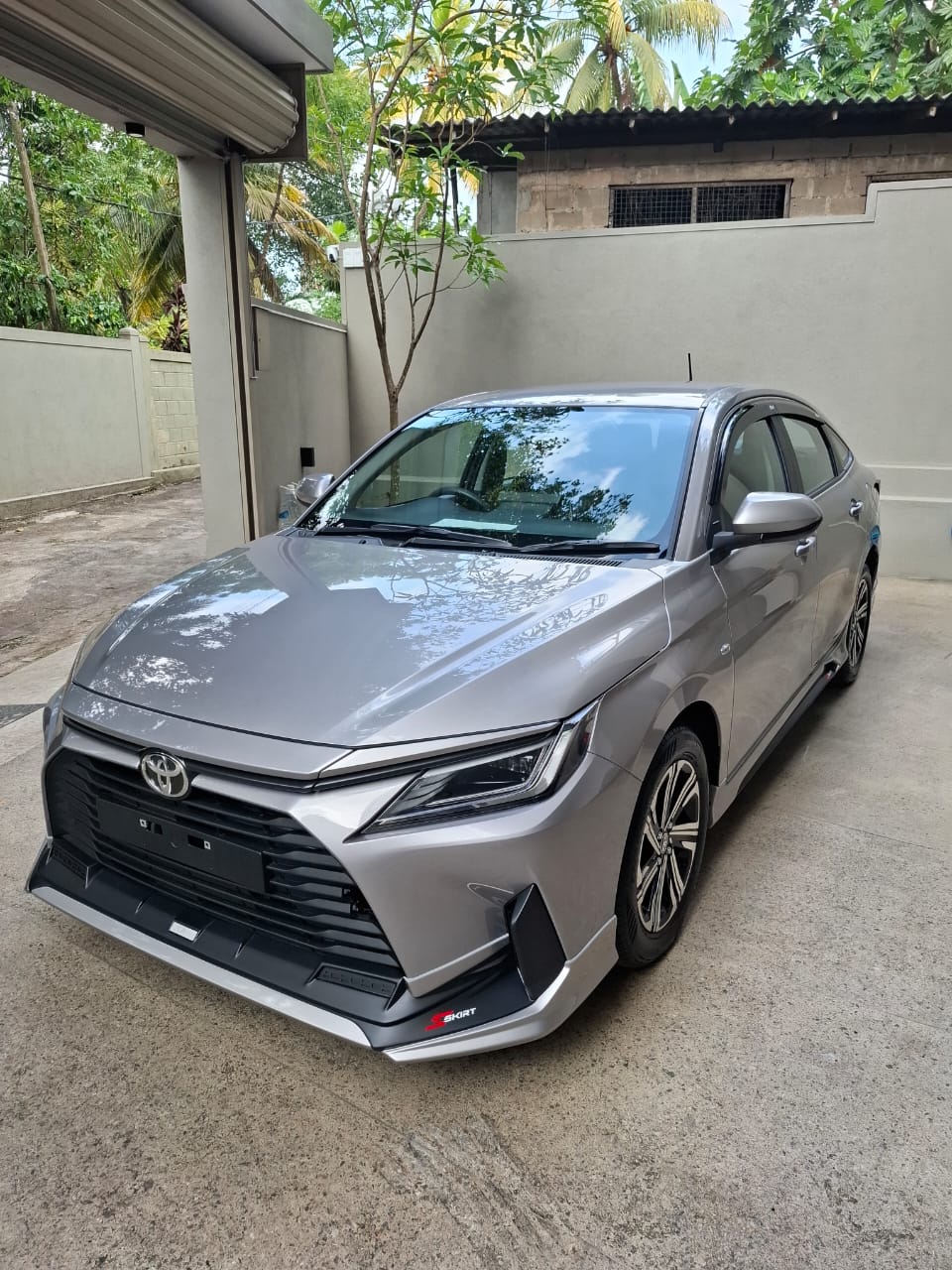 Toyota Yaris Ativ 2025 ads-image-1