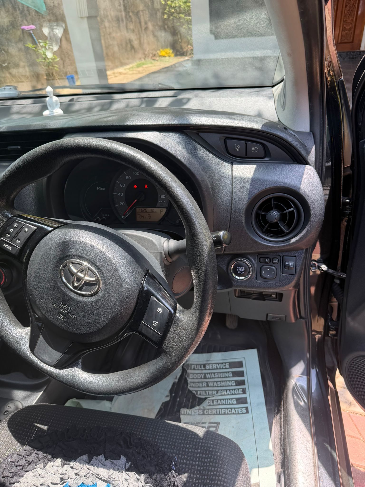 Toyota Vitz 2017 - Used Car sale in Sri Lanka - patpat.lk