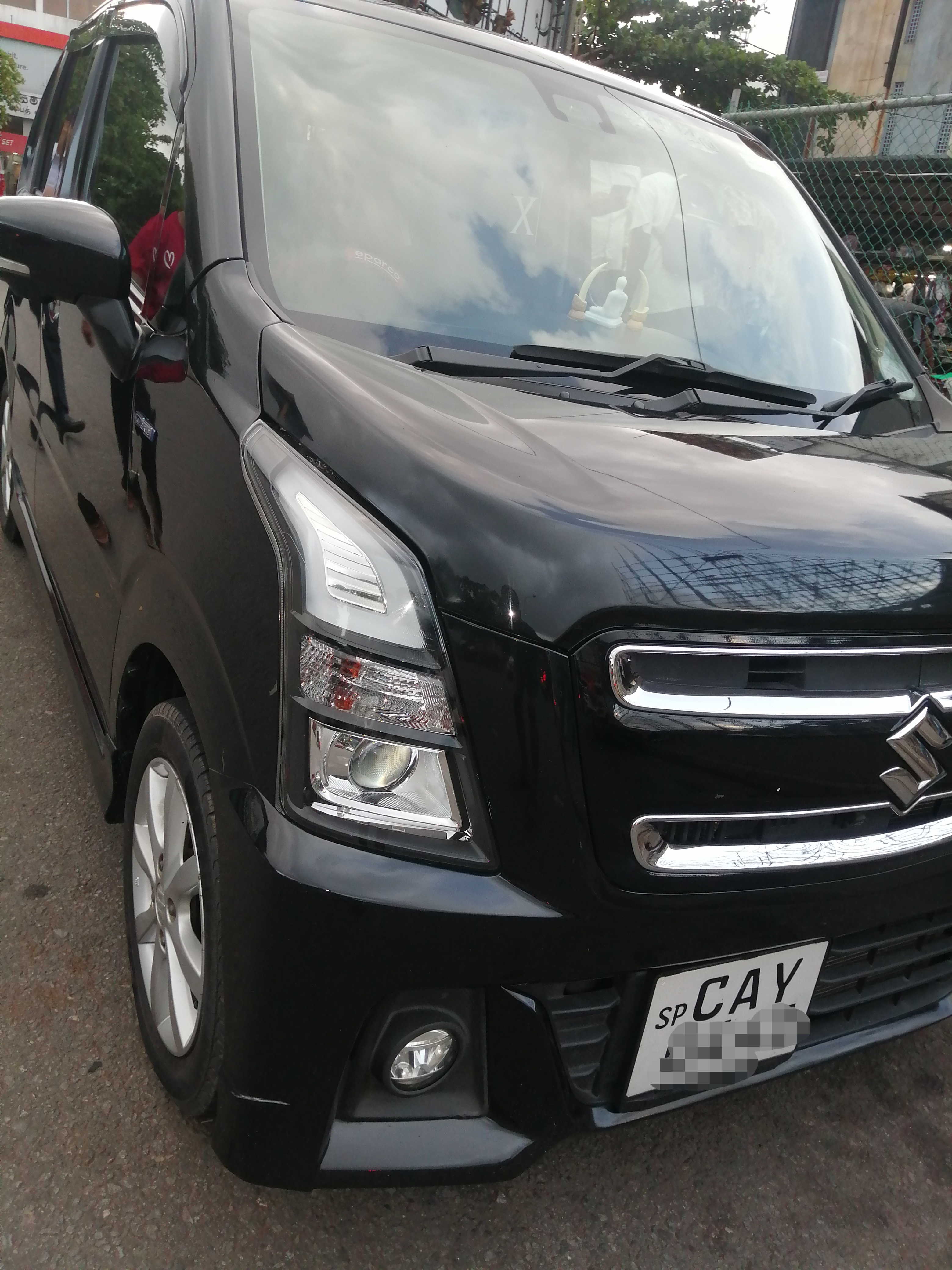 Suzuki Wagon R 2017 - பயன்படுத்தப்பட்டது கார் sale in Sri Lanka - patpat.lk