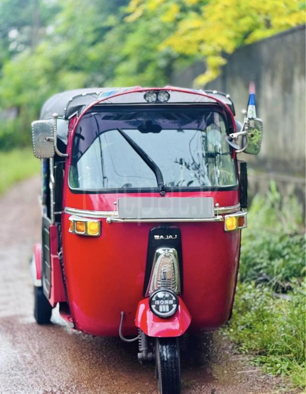 Bajaj 2 stroke 2009 - பயன்படுத்தப்பட்டது முச்சக்கர வண்டி sale in Sri Lanka - patpat.lk