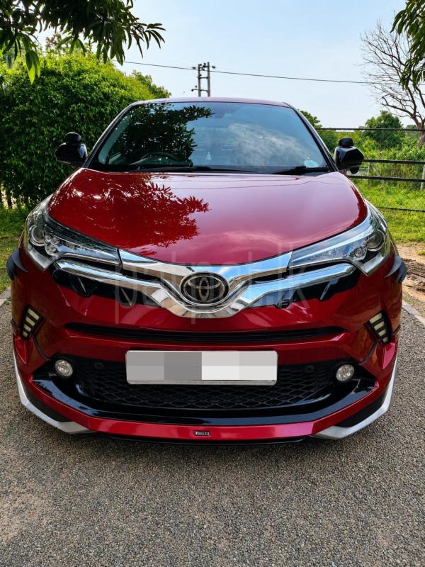 Toyota CHR 2017 - Used SUV sale in Sri Lanka - patpat.lk