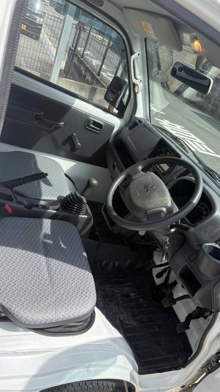 Mitsubishi Minicab 2024 - Used Truck sale in Sri Lanka - patpat.lk