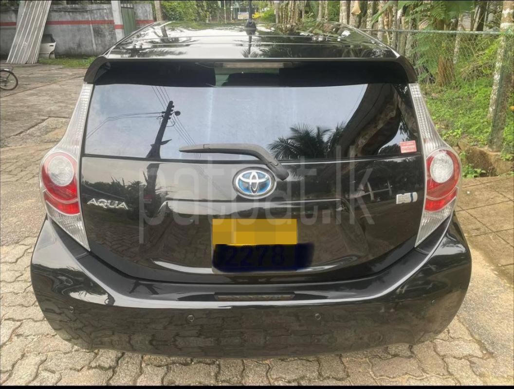 Toyota Aqua 2014 - பயன்படுத்தப்பட்டது கார் sale in Sri Lanka - patpat.lk