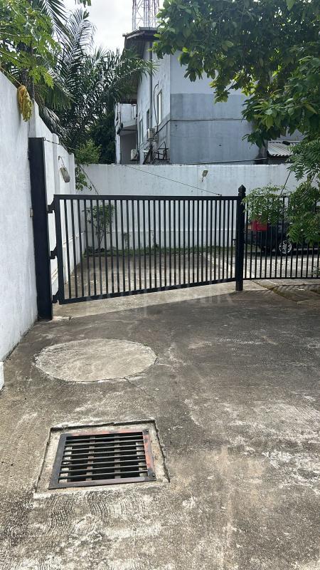 Building for Rent in Maradana (Colombo 10)